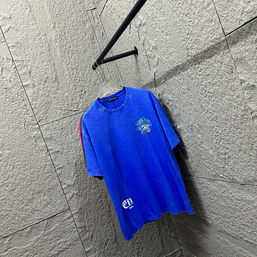 🅿️180 CH Crow Heart* 2025 spring and summer new style Snowflake distressed washed retro round neck short sleeves Chest logo Horseshoe print Customized fabric Short-sleeved T-shirt Unisex Size: S M L XL XXL Color: Snowflake Black Snowflake Gray Snowflake Pink Snowflake Blue
